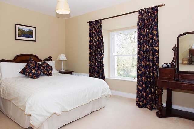 Отели типа «постель и завтрак» Ballinclea House Bed and Breakfast Brittas Bay-15