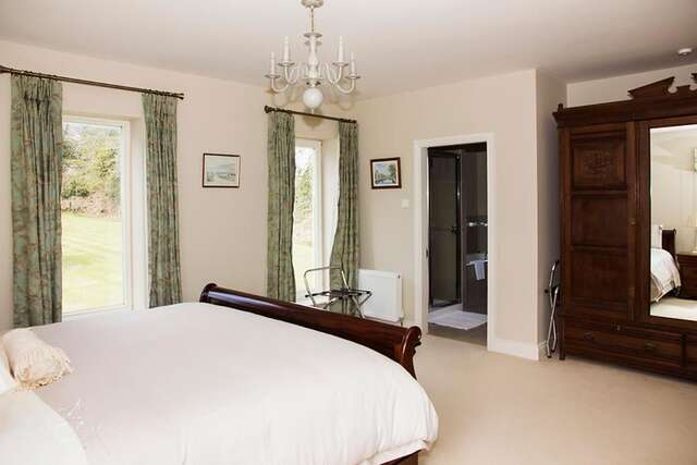 Отели типа «постель и завтрак» Ballinclea House Bed and Breakfast Brittas Bay-8